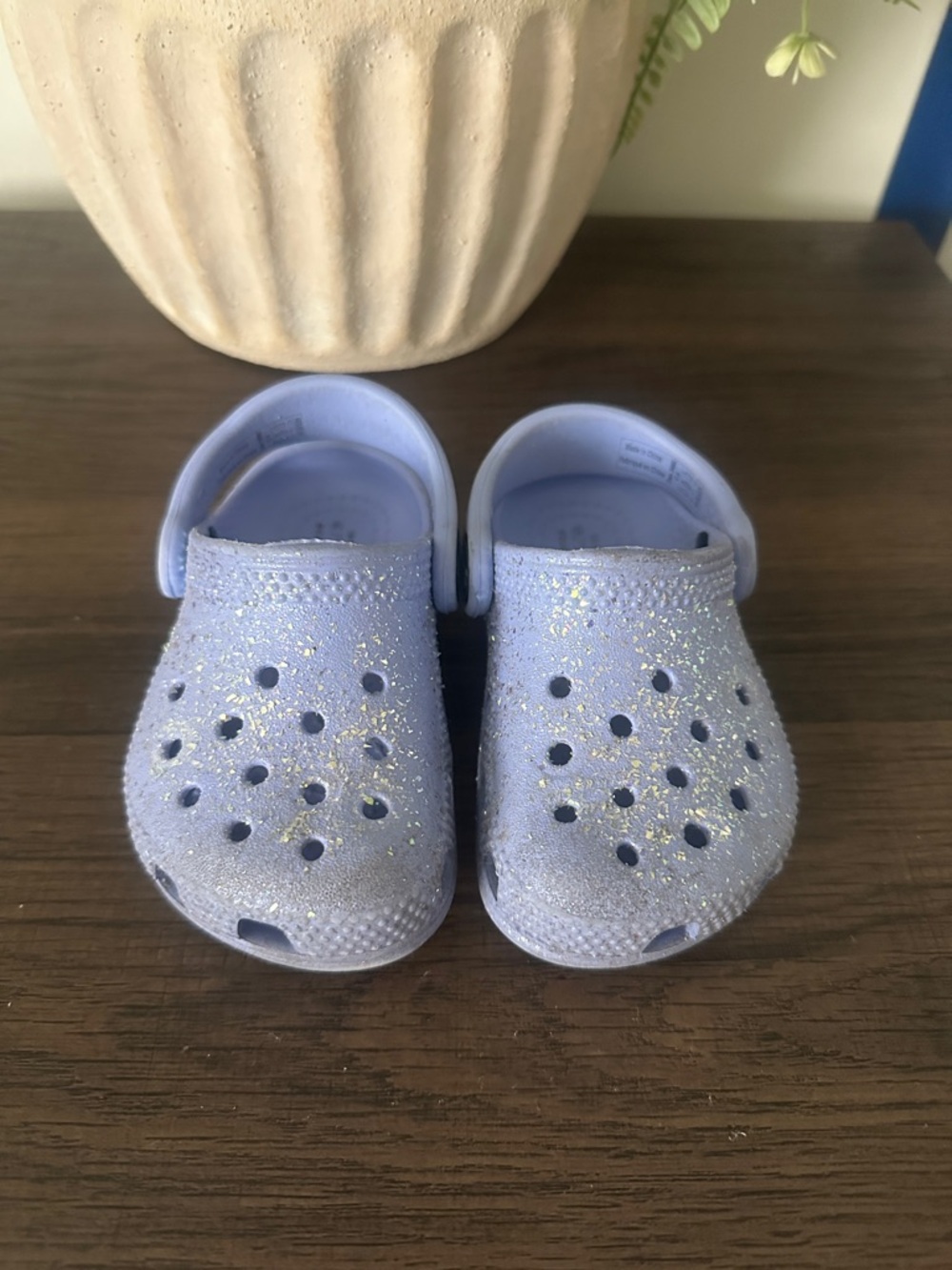 CROCS Kids Glitter Clog in Lavender